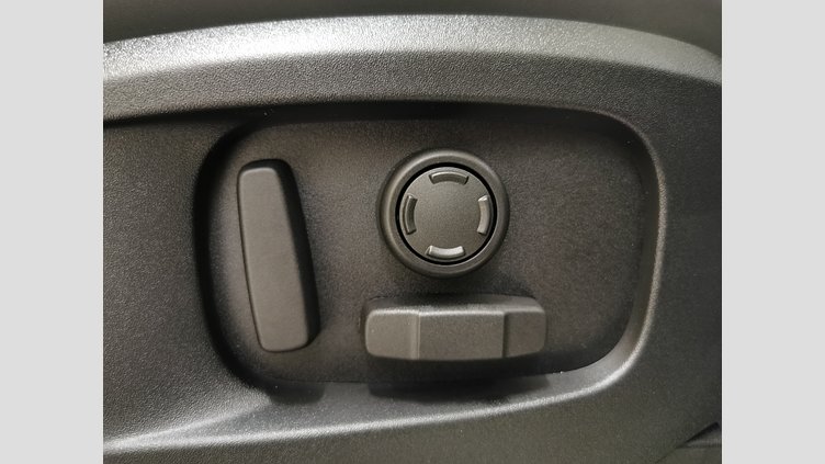 2025 認定中古車 Land Rover Defender 110 タスマンブルー D350 ディーゼルマイルドハイブリッド X-Dynamic SE