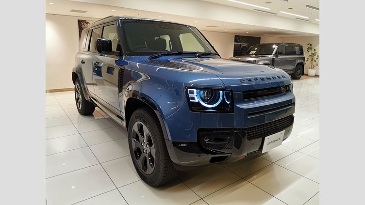 2025 認定中古車 Land Rover Defender 110 タスマンブルー D350 ディーゼルマイルドハイブリッド X-Dynamic SE