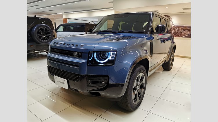 2025 認定中古車 Land Rover Defender 110 タスマンブルー D350 ディーゼルマイルドハイブリッド X-Dynamic SE