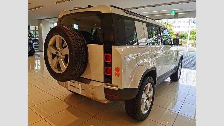 2024 認定中古車 Land Rover Defender 110 フジホワイト D350 ディーゼルマイルドハイブリッド S