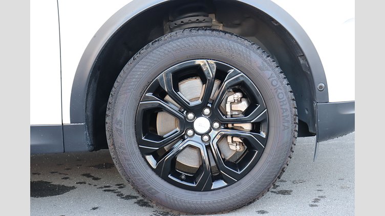 2021 認定中古車 Land Rover Discovery Sport フジホワイト P200 AWD（オートマチック） 標準ホイールベース S