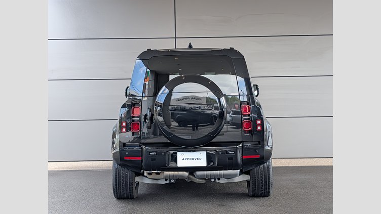 2023 認定中古車 Land Rover Defender 110 サントリーニブラック D300 AWD（AT） X-DYNAMIC HSE