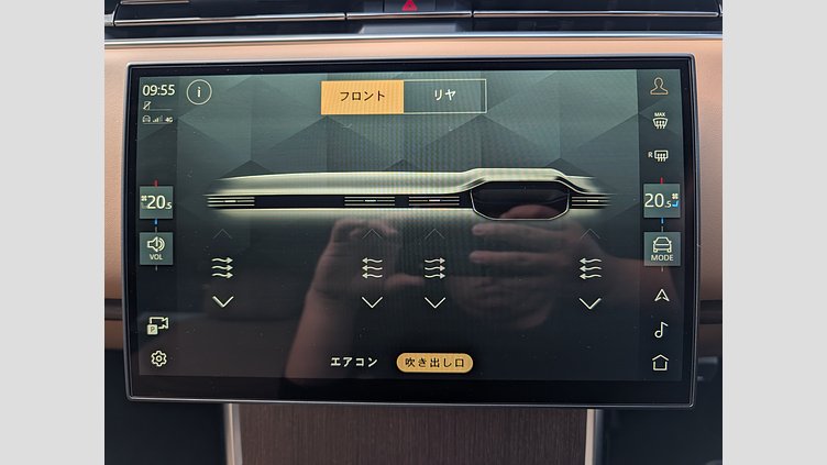 2024 認定中古車 Land Rover Range Rover ハクバシルバー D350 AWD MHEV（AT） スタンダードホイールベース SE