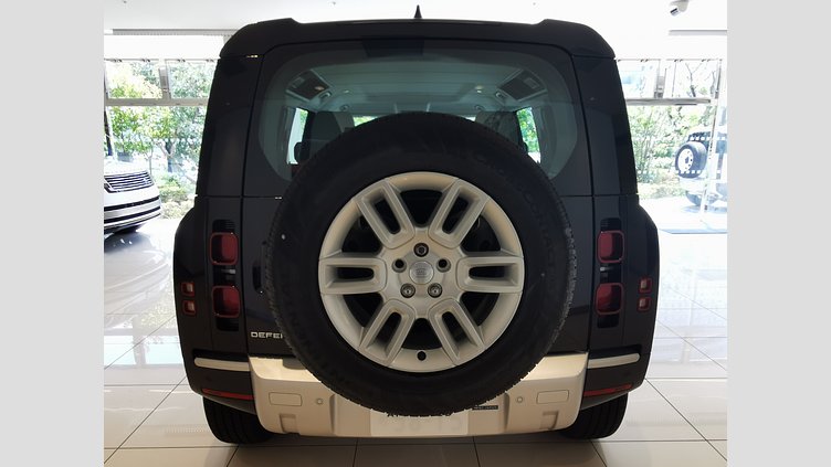 2025 認定中古車 Land Rover Defender 110 サントリーニブラック D350 ディーゼルマイルドハイブリッド S