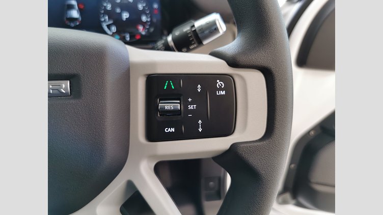 2021 認定中古車 Land Rover Defender 110 フジホワイト P300 AWD（AT） スタンダード