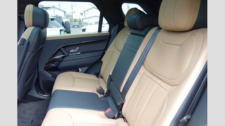 2023 認定中古車 Land Rover Range Rover Sport サントリーニブラック 3.0リッター6気筒300PSターボチャージドディーゼルMHEV（オートマチック） AUTOBIOGRAPHY