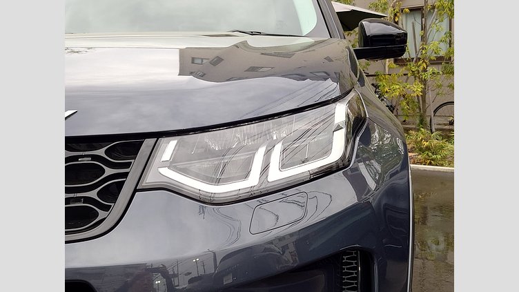 2025 認定中古車 Land Rover Discovery Sport ヴァレジネブルー プラグインハイブリッド（ガソリン） 標準ホイール S