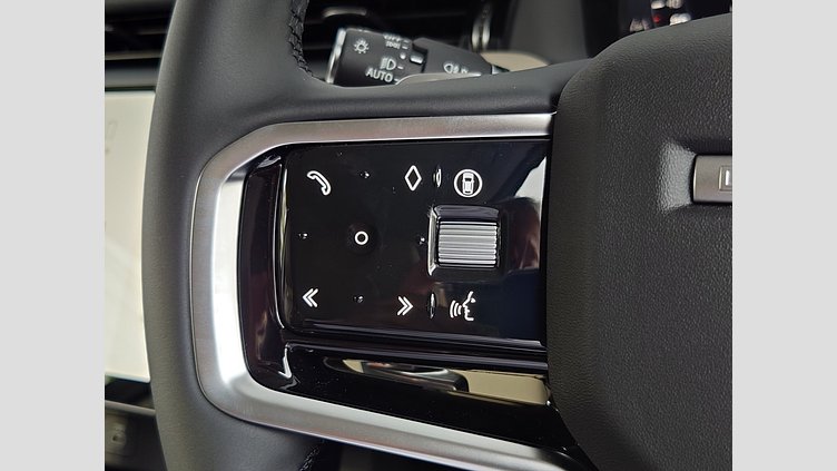 2025 認定中古車 Land Rover Discovery Sport ヴァレジネブルー プラグインハイブリッド（ガソリン） 標準ホイール S