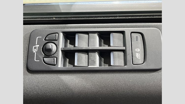 2019 認定中古車 Land Rover Discovery Sport バイロンブルー D180 AWD（オートマチック） 標準ホイールベース ディスカバリー スポーツ S
