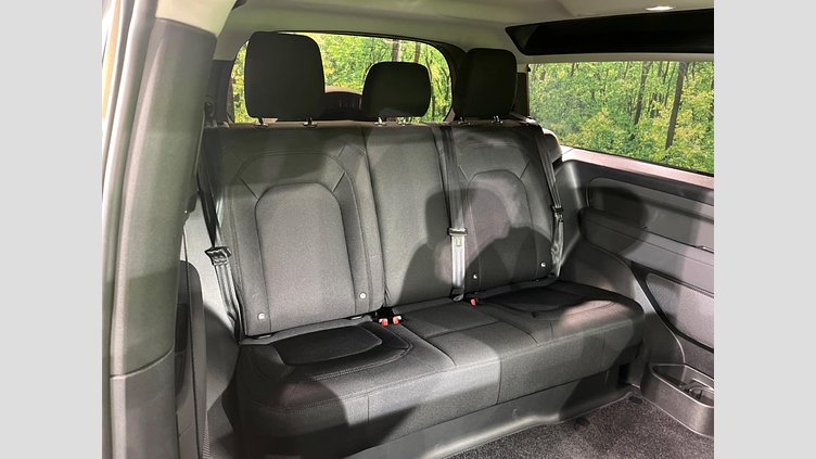 2022 認定中古車 Land Rover Defender 110 Gondwana Stone 2.0 litre i4P Petrol ベースグレード