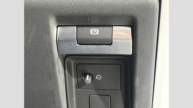 2022 認定中古車 Land Rover Defender 110 Gondwana Stone 2.0 litre i4P Petrol ベースグレード