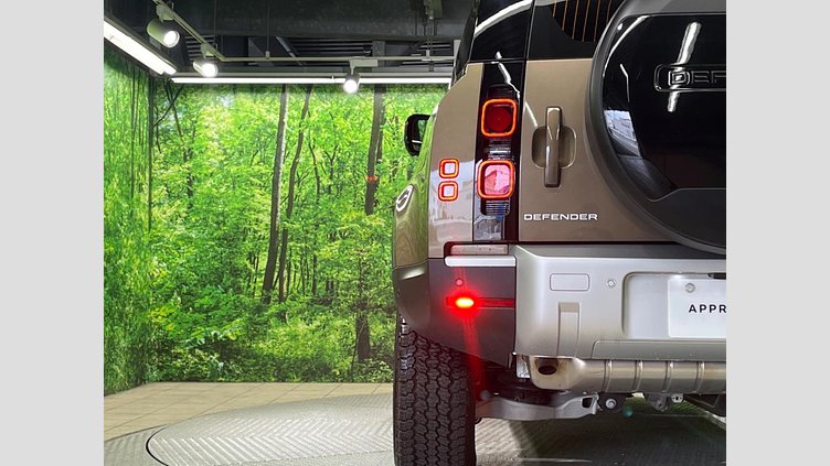 2022 認定中古車 Land Rover Defender 110 Gondwana Stone 2.0 litre i4P Petrol ベースグレード