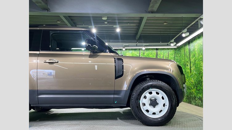 2022 認定中古車 Land Rover Defender 110 Gondwana Stone 2.0 litre i4P Petrol ベースグレード