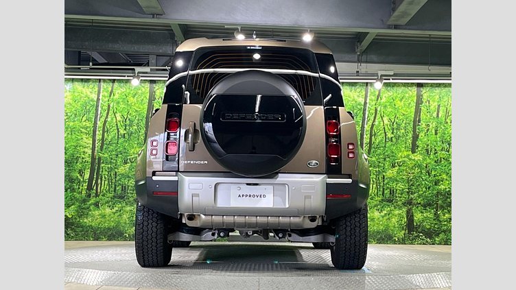 2022 認定中古車 Land Rover Defender 110 Gondwana Stone 2.0 litre i4P Petrol ベースグレード