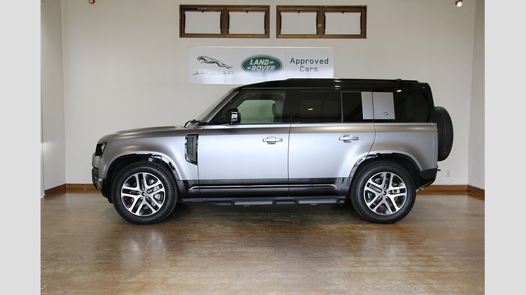 2023 認定中古車 Land Rover Defender 110 アイガーグレイ D300 AWD（AT） X-DYNAMIC SE