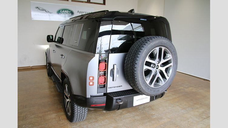 2023 認定中古車 Land Rover Defender 110 アイガーグレイ D300 AWD（AT） X-DYNAMIC SE