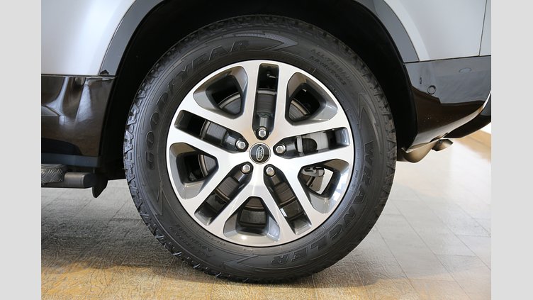 2023 認定中古車 Land Rover Defender 110 アイガーグレイ D300 AWD（AT） X-DYNAMIC SE