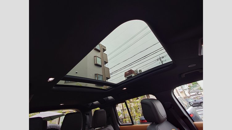 2024 認定中古車 Land Rover Defender 110 フジホワイト D300 AWD（AT） X-DYNAMIC HSE