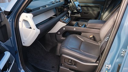 Defender 110 14