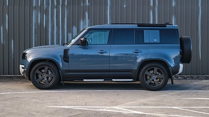 Defender 110 3