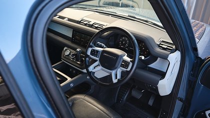 Defender 110 7