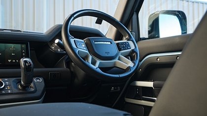 Defender 110 6