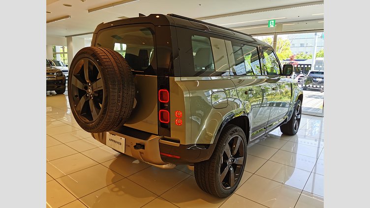 2025 認定中古車 Land Rover Defender 110 パンゲアグリーン D350 ディーゼルマイルドハイブリッド X-Dynamic HSE