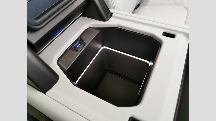 2025 認定中古車 Land Rover Defender 110 パンゲアグリーン D350 ディーゼルマイルドハイブリッド X-Dynamic HSE