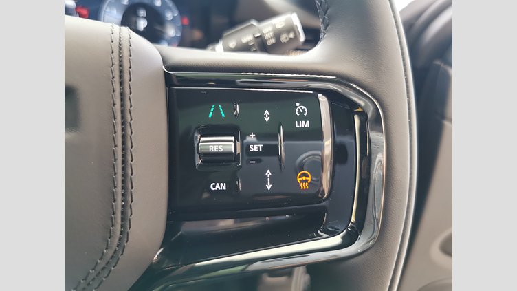 2024 認定中古車 Land Rover Range Rover Evoque サントリーニブラック プラグインハイブリッド（ガソリン） Standard Wheelbase DYNAMIC HSE
