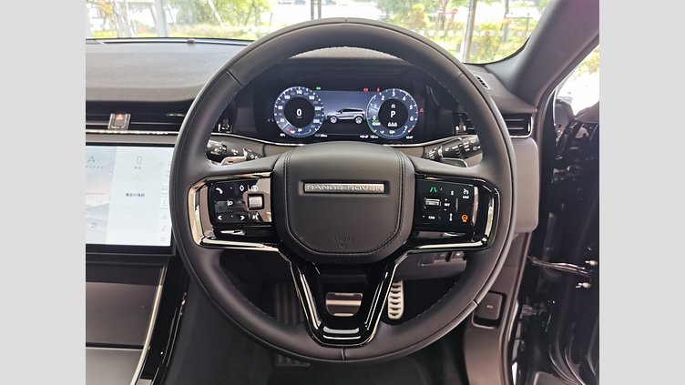2024 認定中古車 Land Rover Range Rover Evoque サントリーニブラック プラグインハイブリッド（ガソリン） Standard Wheelbase DYNAMIC HSE