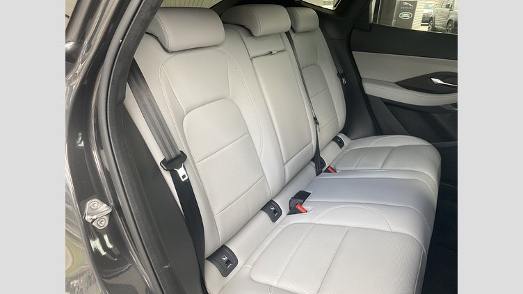 2023 認定中古車 Jaguar E-Pace カルパチアングレイ P300e AWD（オートマチック） R-DYNAMICブラックエディション