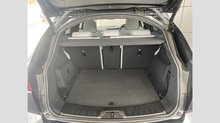 2023 認定中古車 Jaguar E-Pace カルパチアングレイ P300e AWD（オートマチック） R-DYNAMICブラックエディション