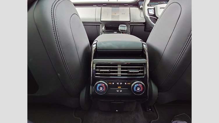 2024 認定中古車 Land Rover Range Rover Sport マールグレイ - グロスフィニッシュ P635マイルドハイブリッド スタンダードホイールベース SV Edition Two
