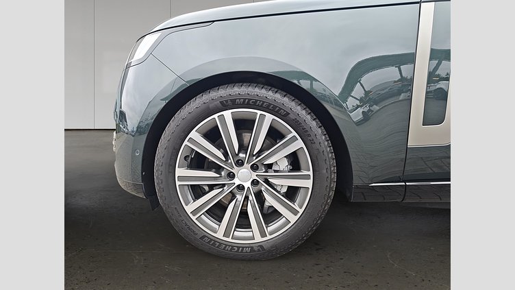 2025 Approved Land Rover Range Rover Zielony Belgravia Green P460e PHEV STANDARD WHEELBASE (SWB) HSE