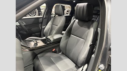 Range Rover Velar 15