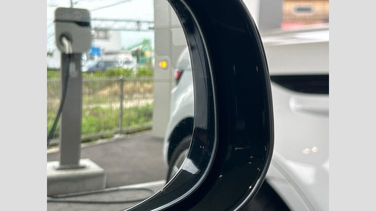 2021 認定中古車 Jaguar XE カルパチアングレー D200 AWD（オートマチック）MHEV 4 door Saloon R-DYNAMIC S