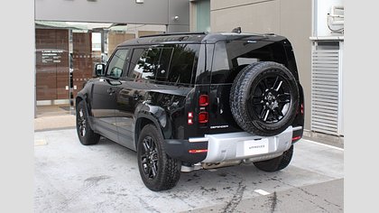 Defender 110 4