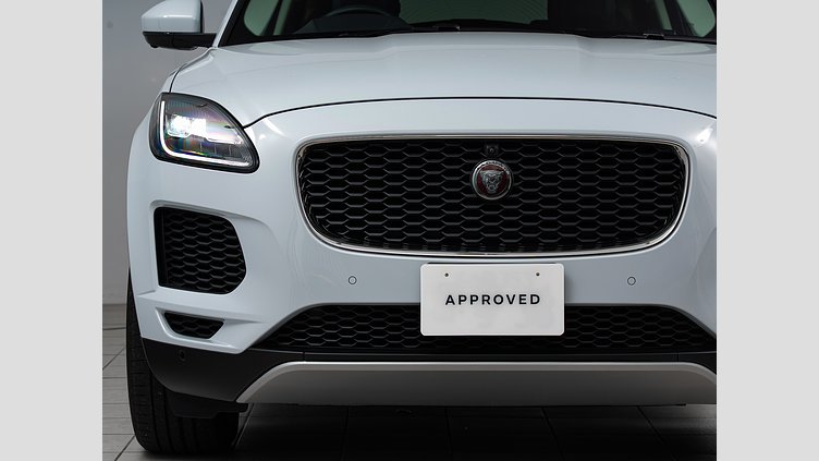 2018 認定中古車 Jaguar E-Pace ユーロン ホワイト P250 オートマチック全輪駆動 S　P250