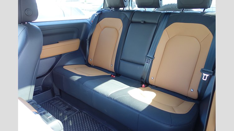 2023 認定中古車 Land Rover Defender 90 タスマンブルー P300 AWD（AT） X-DYNAMIC HSE