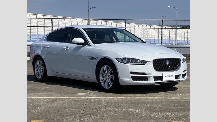2018 認定中古車 Jaguar XE Yulong White 2.0 litre i4D Diesel PRESTIGE AWD