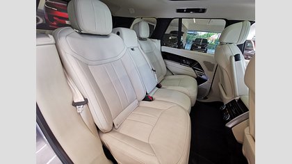 Range Rover 4