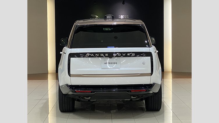 2024 認定中古車 Land Rover Range Rover アイシーホワイト - グロスフィニッシュ 615 AWD（AT） スタンダードホイールベース SV