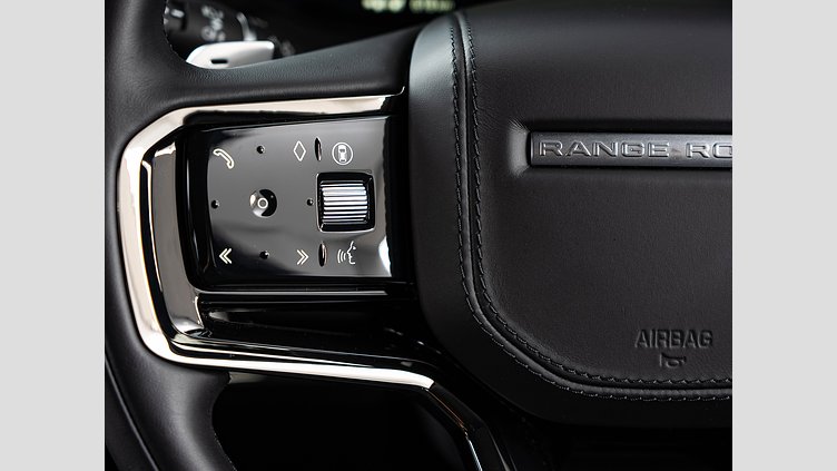 2025 認定中古車 Land Rover Range Rover Sport サントリーニブラック P550eプラグインハイブリッド（ガソリン） Dynamic SE　P550e