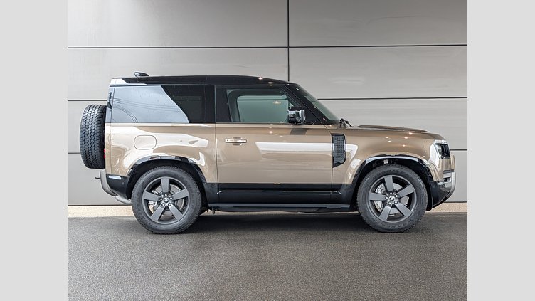 2025 認定中古車 Land Rover Defender 90 ゴンドワナストーン D350 ディーゼルマイルドハイブリッド X-Dynamic HSE