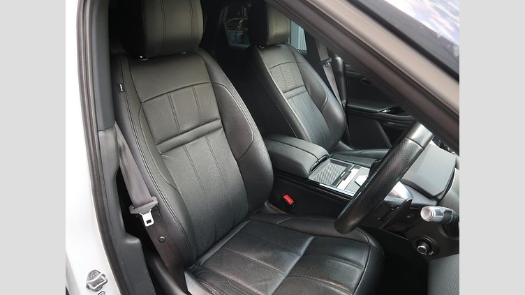 2019 認定中古車 Land Rover Range Rover Evoque フジホワイト D180 R-DYNAMIC S