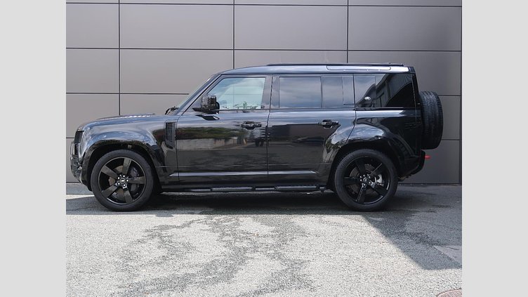 2023 認定中古車 Land Rover Defender 110 サントリーニブラック D300 AWD（AT） X-DYNAMIC HSE