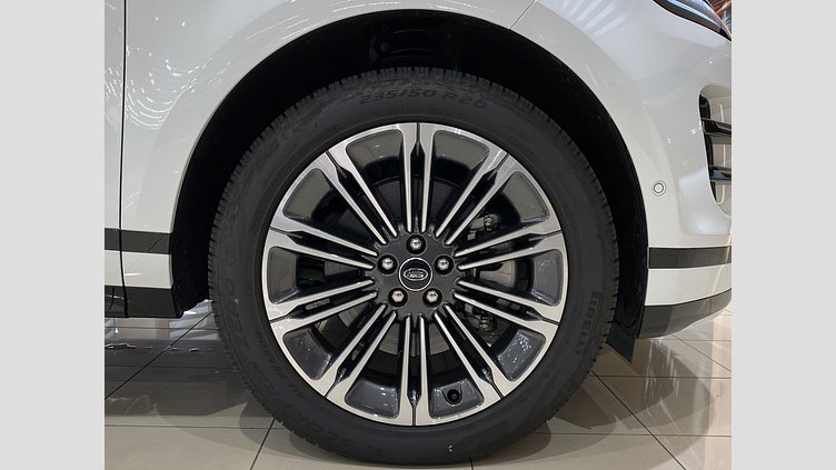 2024 認定中古車 Land Rover Range Rover Evoque フジホワイト D200マイルドハイブリッド（ディーゼル） Standard Wheelbase DYNAMIC SE