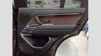 Range Rover 38