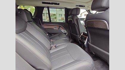 Range Rover 42