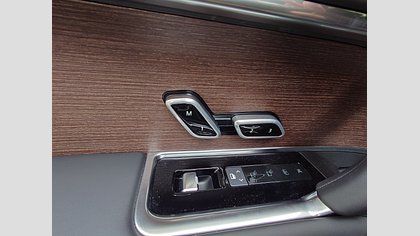 Range Rover 47